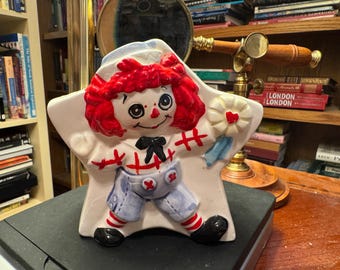 1976 Vintage Raggedy Ann Ceramic Planter - The Bobbs-Merrill / Japan