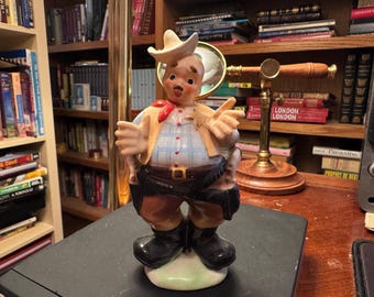 Vintage Napco Sheriff Slim Old West Figurine Series A3270C Law Western Rare 5.5"