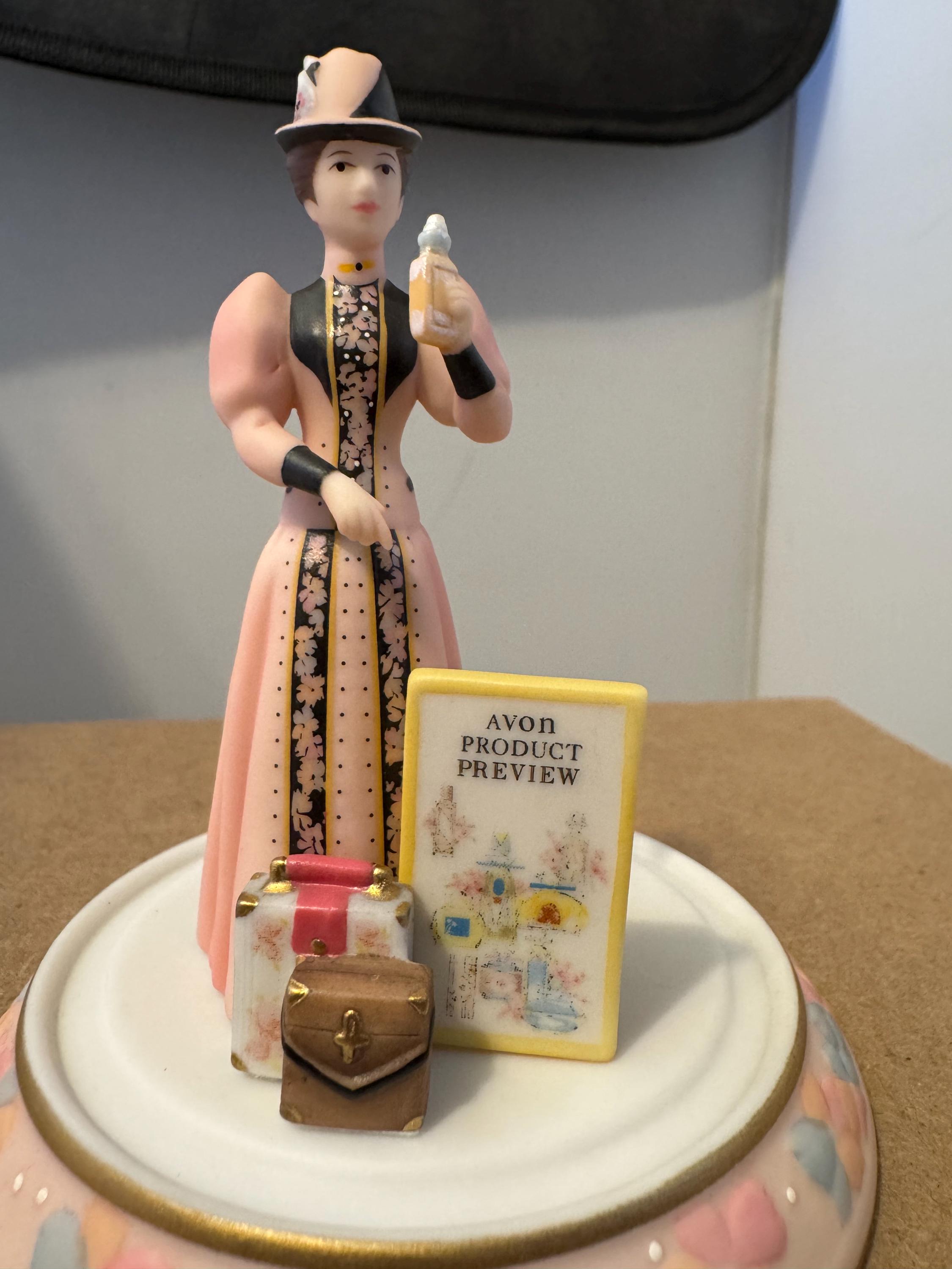 Avon Mrs Albee Figurines - Etsy Canada