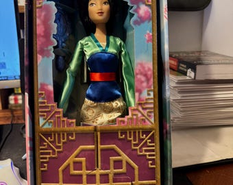 Disney Princess MULAN - Klassieke pop - 11 1/2&quot;