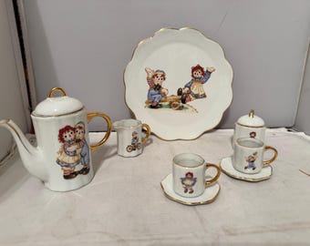 Raggedy Ann & Andy Mini Porcelain Tea Set