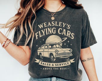 Wizard Flying Car Shirt, Vintage Flying Cars, Wizard Shirt, Weasley Shirt, Bookish Tee, Universal T-Shirt