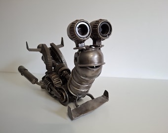 Scrap Metal Snail Sculpture: Turbo Animal Art
