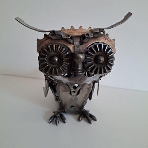 スチームパンクなメタルフクロウ、ユニークなギフト、鳥、スクラップアート、メタルアート、スチール、リサイクルとゴミ、コレクション、限定品、ギフト、動物アート。