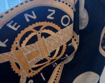 Elegant Kenzo scarf with bold black and gray design/Features striking gold patterns/Ideal for chic styling 74 in × 24 in