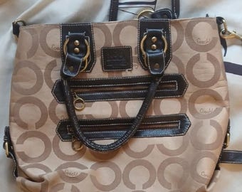 Large Stylish Tan and Black Women's Coach Bag
