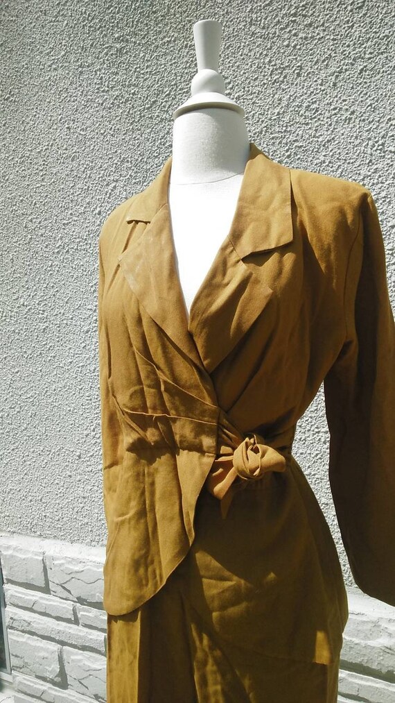 1940s Style 1980s Vintage Mustard Yellow Utilitarian/Safari/Work/Office/Casual Dress by Phoebe