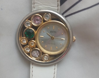 Women's Vintage Art Nouveau Style Bejeweled Aspen Wristwatch