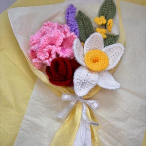 Crochet Flower Bouquet