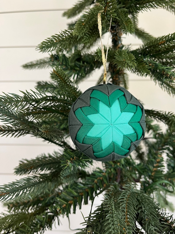 Fabric Star Ornament in Green