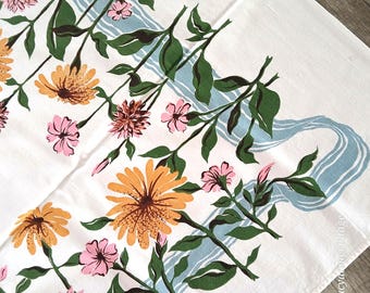 Vintage Tablecloth Calaprint Gerbera Daisy 50s