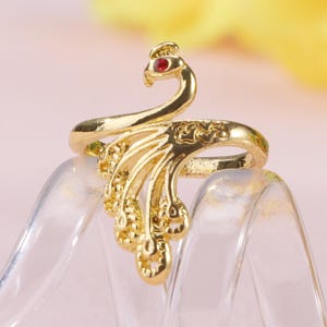 Golden Phoenix Adjustable Crochet Ring: Yarn Guide for Knitting