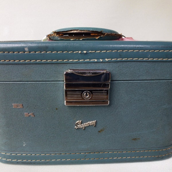 Vintage Skyway Carry On Bag Hard Sided Luggage Antique Blue Luggage 1950's Mid Century Makeup Bag Craft Storage