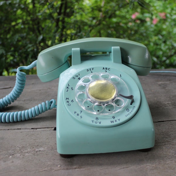 Vintage Rotary Phone Aqua Blue Teal Western Electronic Rotary Desktop 1967 Made in USA Mint Blue Green Retro Rotary Decor Telephone