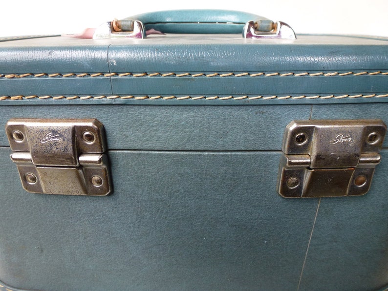 Vintage Skyway Carry on Bag Hard Sided Luggage Antique Blue Luggage
