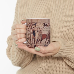 Bayeaux-tapeten Harold Godwinsons död keramisk mugg, rolig historisk gåva, vikinga-Normandie-tapet kaffemugg, historiehumor