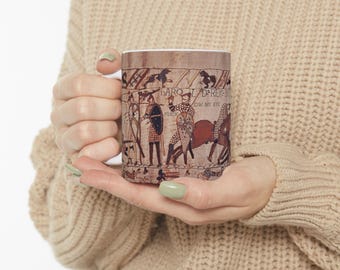 Taza de cerámica con la imagen del tapiz de Bayeux y la muerte de Harold Godwinson, regalo histórico divertido, taza de café con el tapiz vikingo de Normandía, humor histórico.