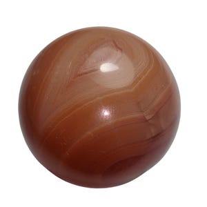 Agate quartz sphere of Brazilian origin, 3 centimeters in diameter, suitable for decoration, collecting, or spiritual use...
