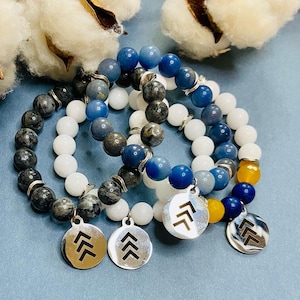 Down syndrome Awareness Bracelet WIth 3 Arrows Charm.