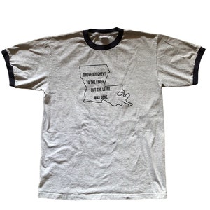 Vintage 1990s-2000s Anvil Ringer Tee-Louisiana, Drove My Chevy to the Levee T-Shirt Size Large     T5