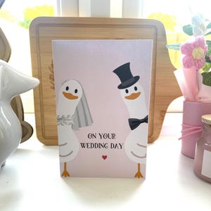 Carte De Mariage D'oie Des Jeunes Mariés| Jolie carte de voeux A6 sur le thème des animaux | Carte humoristique de célébration | Salutation de mariage drôle | Mariage drôle d'oie |