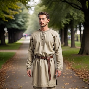 Traditional Viking Men&#39;s Tunic | Beige Medieval Cotton Shirt | Norse Historical Lace Up Costume | Ideal for Reenactments, LARP and Halloween