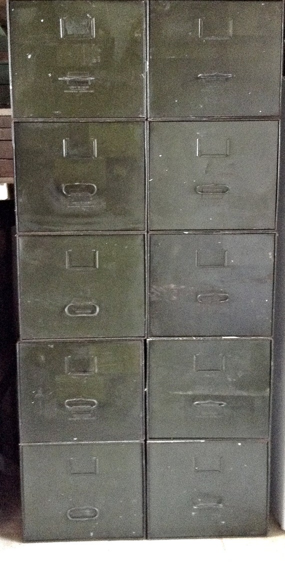 Vintage Industrial 4 Drawer Metal Cabinet Etsy