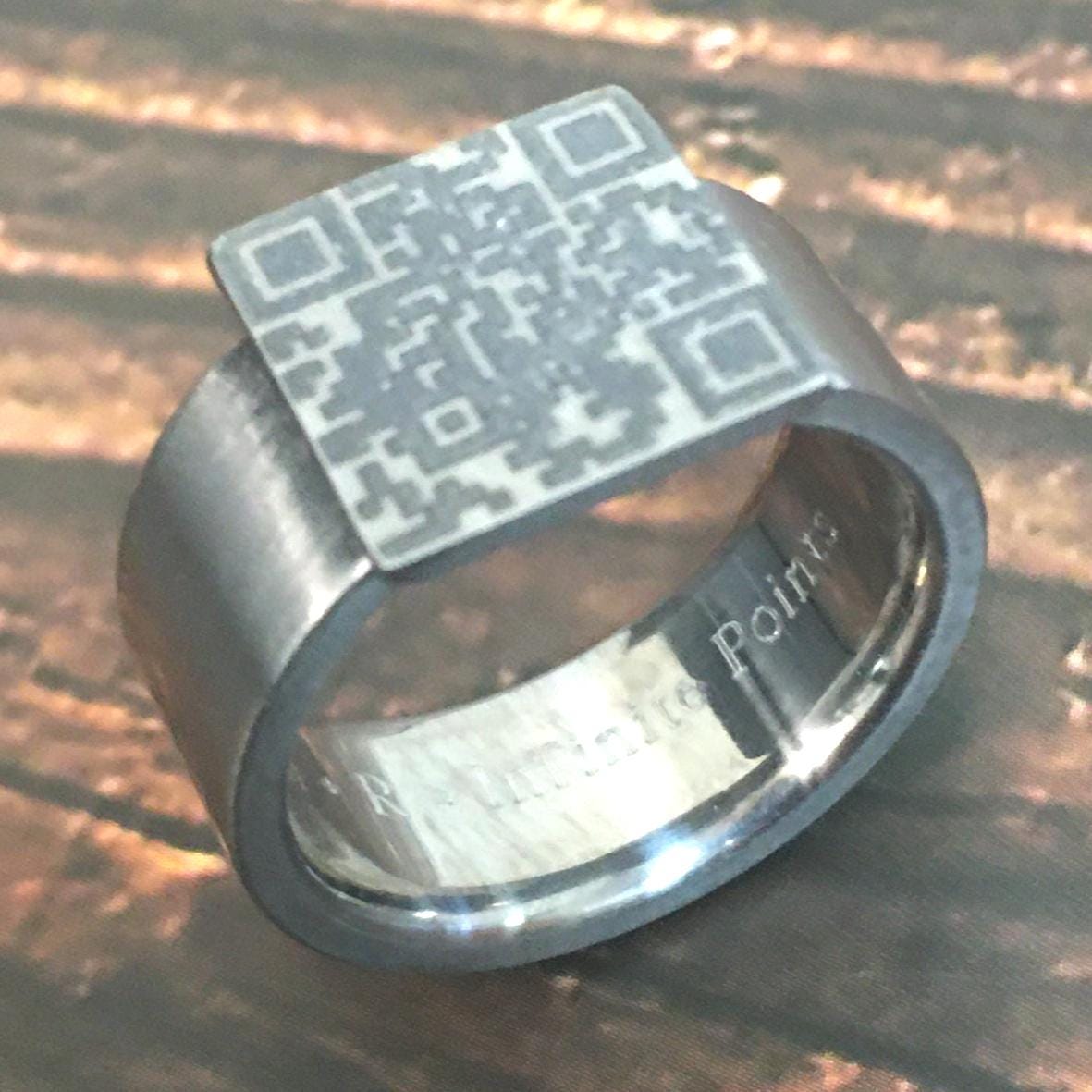 タナゴQRコード QR Code Titanium Ring - Etsy