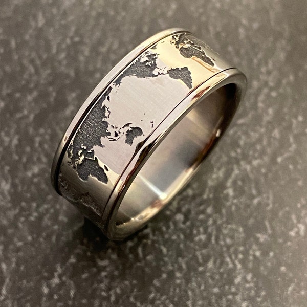 Spinner Ring ; The World; Laser Engraved Ring