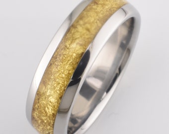 Titanium Ring with Gold Crinkle inlay