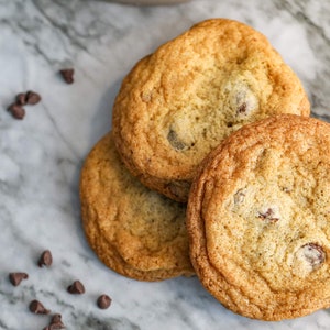 2 Dozen Chocolate Chip Cookies