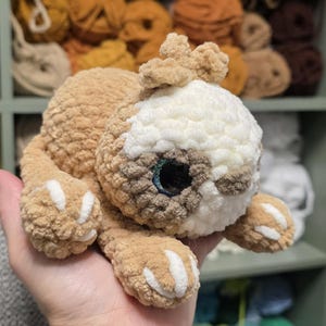 Den LÄNGDARE Pint-Sized Pal No Sew Virkningsmönster PDF bild 2