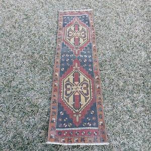 Handmade Wool Turkish Rug: Vintage Oushak Small Runner 1.7x5.7 FT