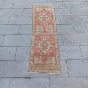 Handmade Wool Turkish Runner Rug: Vintage Neutral Oushak Rug (1.10x5.11 FT)