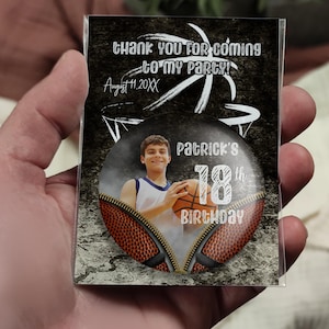 Thank You Magnet / Thanks To Guests / Personalized Gift For Guests / Opener, Mirror / Custom Fridge Magnet / Birthday Gift / Any Age