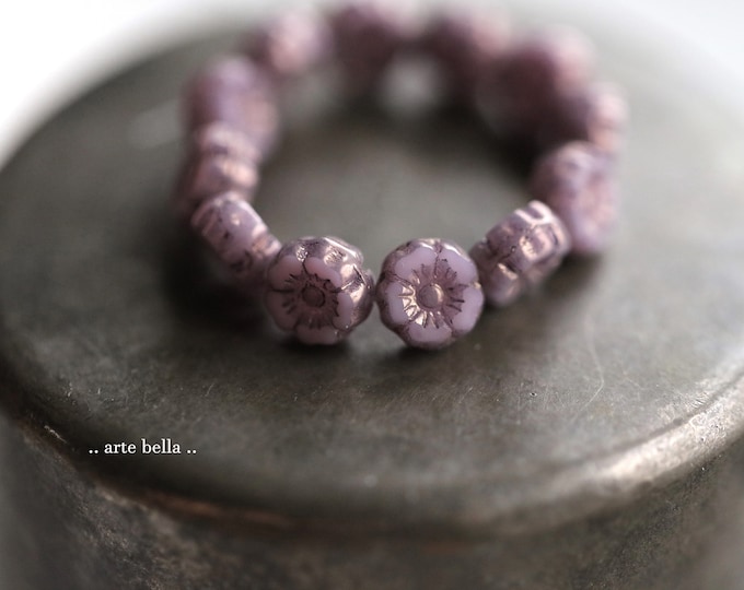 BRONZE LAVENDER PANSY 7mm .. 12 Premium Czech Glass Hibiscus Flower Beads (9670-12)