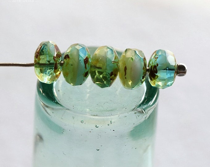 MALIBU PEBBLES .. 25 Premium Picasso Czech Glass Faceted Rondelle Beads 7x5mm (8661-25) .. jewelry supplies