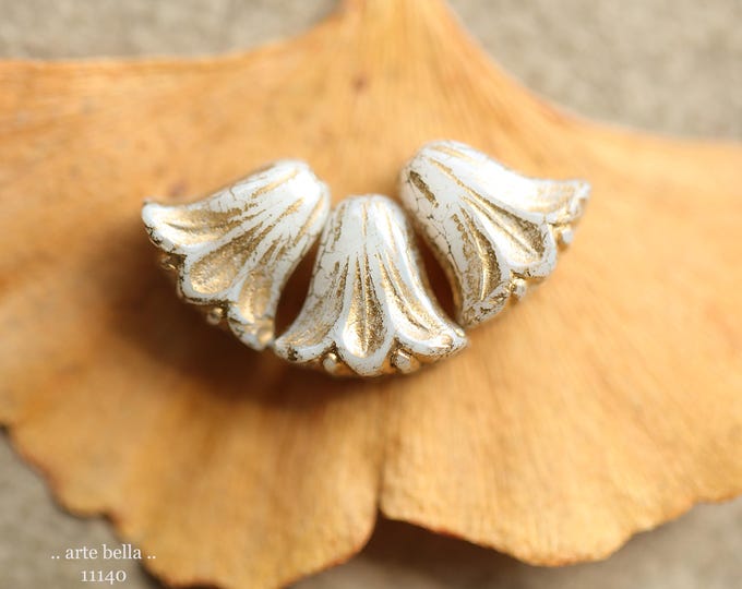 premium glass beads .. GOLDEN WHITE LILIES .. New 10 Czech Glass Lily Flower Beads 9x10mm (11140-10) .. jewelry supplies