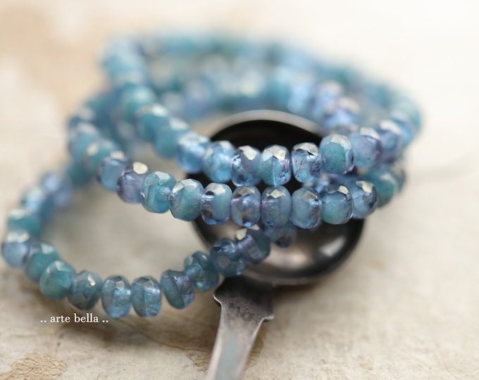 BLUE DELPHINIUM BABIES .. 30 Premium Picasso Czech Glass Faceted Rondelle Beads 5x3mm (9756-st)