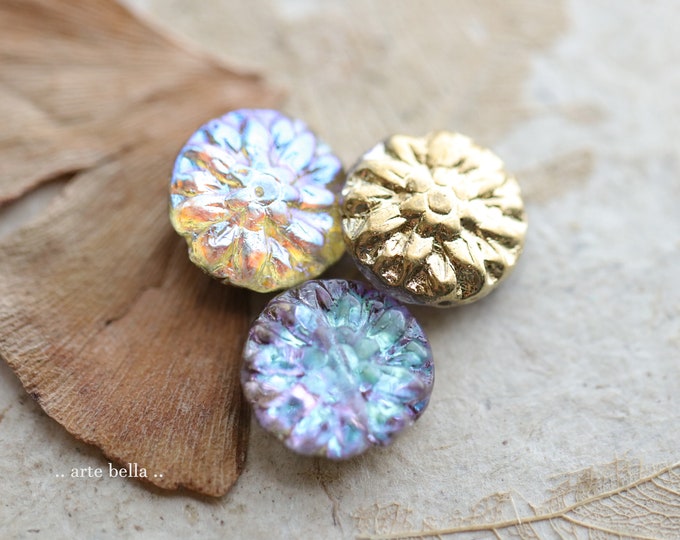 GOLDEN AURORA DAHLIAS .. 10 Premium Czech Glass Dahlia Flower Beads 14mm (9513-st)