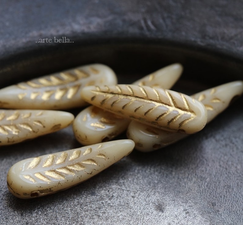GOLDEN CREAM FEATHERS . 6330-10 10 Premium Picasso Czech Glass Bird Feather Beads 5x17mm