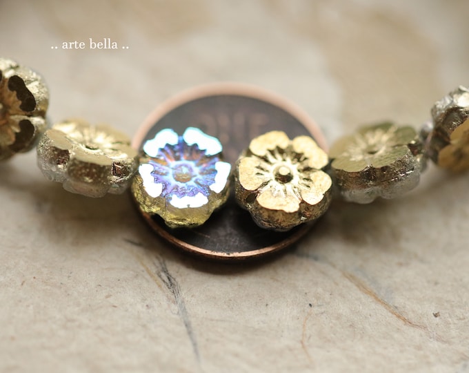 back in stock .. MYSTIC GOLD BLOOMS .. 16 Rustic Czech Glass Hibiscus Flower Beads 10mm (9691-st) .. jewelry supplies
