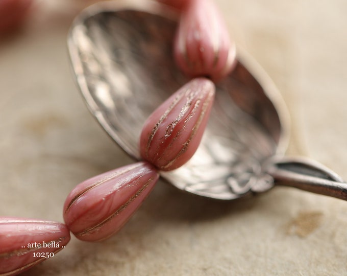 SILVERED PINK DROPS .. 10 Premium Czech Glass Melon Drop Beads 13x8mm (10250-st)