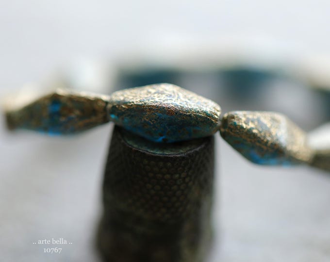 GOLDEN PACIFIC RHOMBUS .. 10 Premium Etched Czech Glass Rhombus Beads 7x14mm (10767-st) .. jewelry supplies