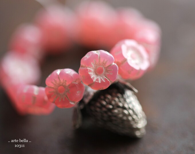last ones .. WHITE PINK PANSY 7mm .. 12 Premium Czech Glass Hibiscus Flower Beads (10311-st) .. jewelry supplies