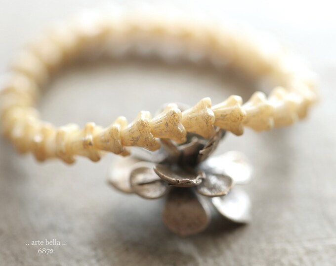 SILVERED CREAM BABY Bells .. 30 Premium Czech Glass Bell Flower Beads 5x6mm (6872-st) .. jewelry supplies