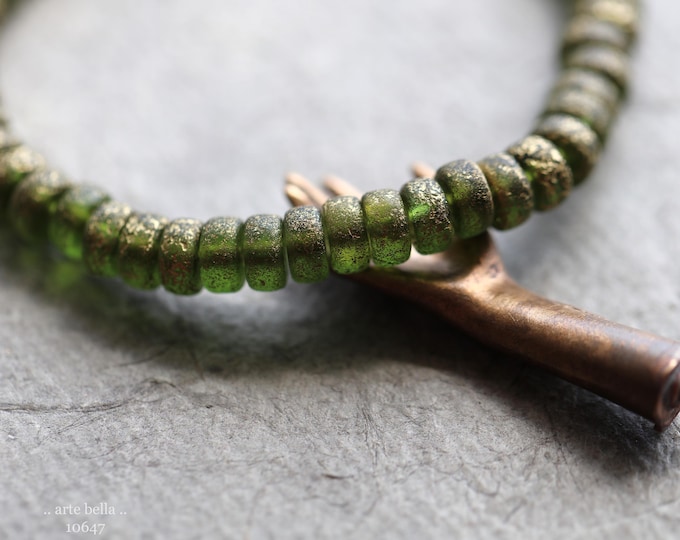 last ones .. GOLDEN PERIDOT WHEELS .. 50 Premium Etched Czech Glass Heishi Rondelle Beads 3x6mm (10647-st) .. jewelry supplies