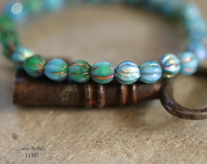 New .. MYSTIC EMERALD SKY Glitz 6mm .. 25 Premium Matte Czech Glass Faceted Melon Beads (11487-st) .. jewelry supplies