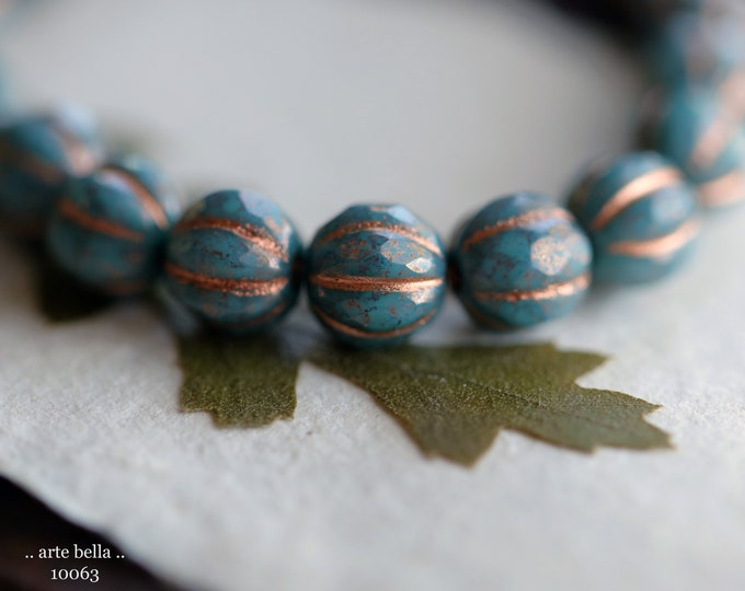 COPPERED TEAL GLITZ .. 20 Premium Picasso Czech Glass Faceted Melon Beads 8mm (10063-st)