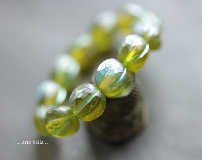 MYSTIC OLIVE GLITZ No. 3 .. 12 Premium Matte Czech Glass Faceted Melon Beads 10mm (9525-st) .. jewelry supplies